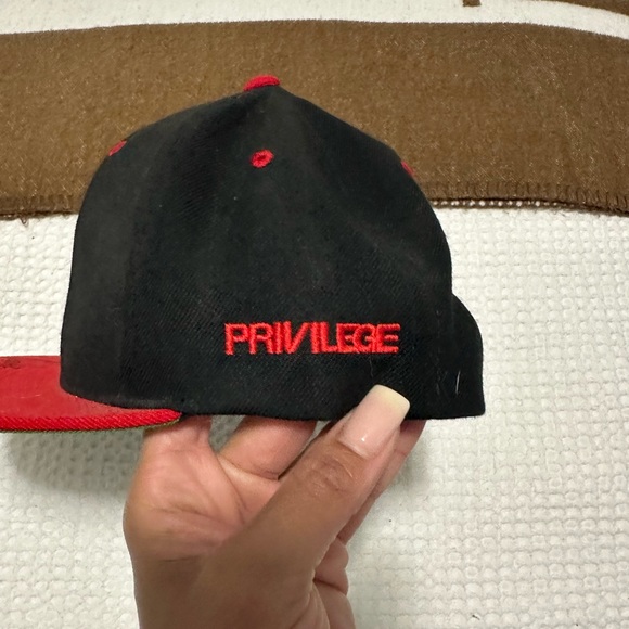 Signed Snapback YoungMa - Picture 4 of 5